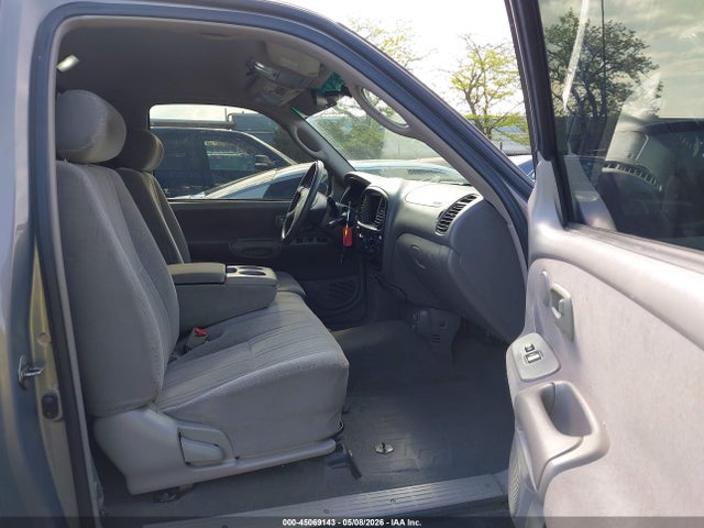 Продажа на аукционе авто 2001 Toyota Tundra Sr5 V8, vin: 5TBKT44141S217083, номер лота: 45069143