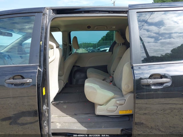 Aukcja sprzedaży 2014 Toyota Sienna L V6 7 Passenger, vin: 5TDZK3DC1ES462532, numer aukcji: 45069176