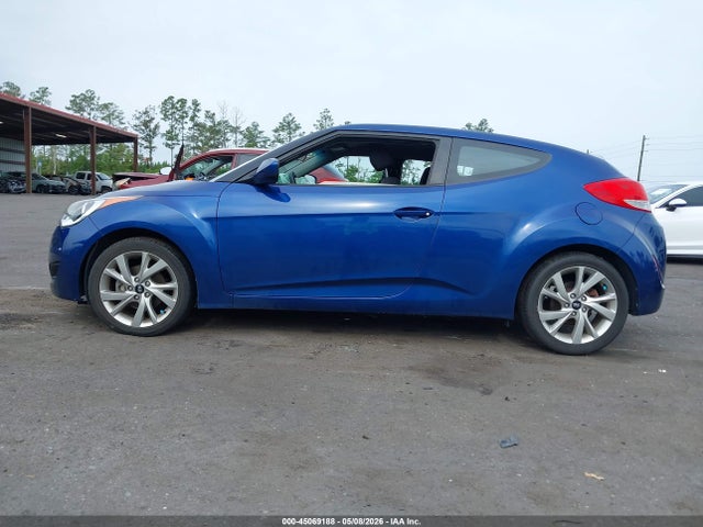 Продажа на аукционе авто 2016 Hyundai Veloster, vin: KMHTC6AD3GU274011, номер лота: 45069188