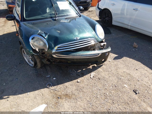 45069189 :رقم المزاد ، WMWRC335X6TJ76968 vin ، 2006 Mini Cooper مزاد بيع