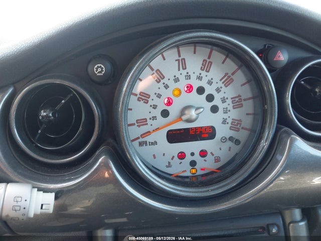 45069189 :رقم المزاد ، WMWRC335X6TJ76968 vin ، 2006 Mini Cooper مزاد بيع