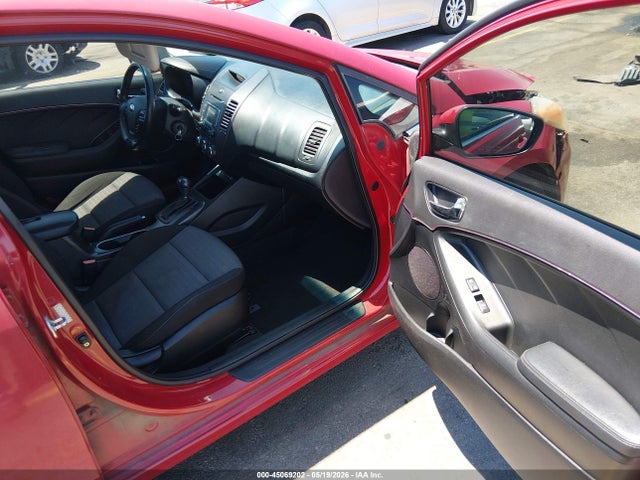 45069202 :رقم المزاد ، KNAFX4A81G5575803 vin ، 2016 Kia Forte Ex مزاد بيع