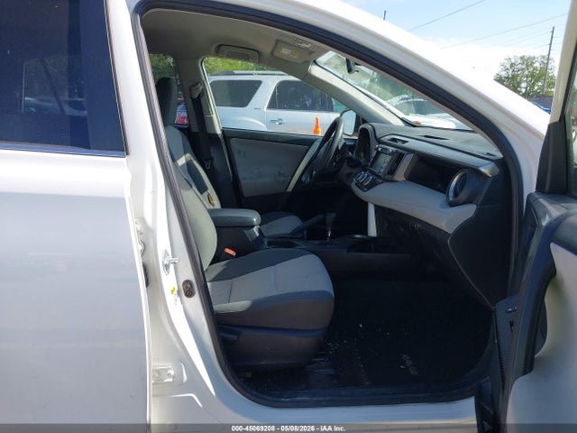 Aukcja sprzedaży 2015 Toyota Rav4 Le, vin: JTMZFREV0FJ030777, numer aukcji: 45069208