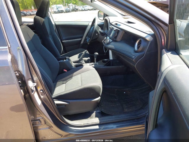 Aukcja sprzedaży 2018 Toyota Rav4 Xle, vin: 2T3RFREV5JW810168, numer aukcji: 45069231