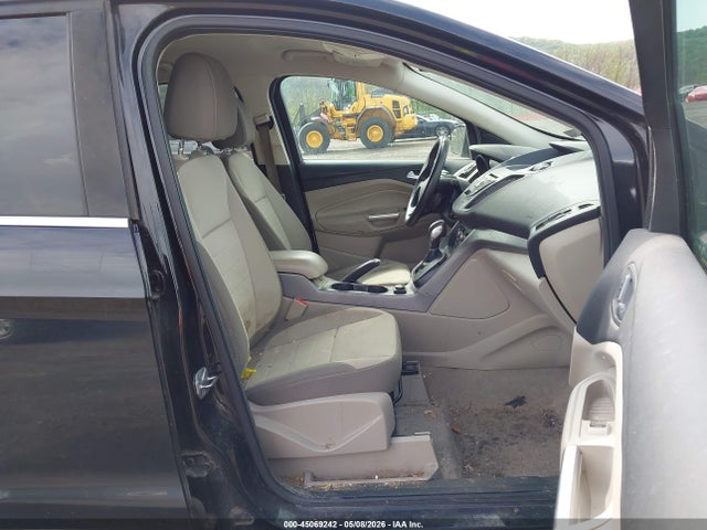 Продаж на аукціоні авто 2014 Ford Escape Se, vin: 1FMCU9G93EUB66440, номер лоту: 45069242