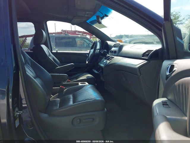 45069259 :رقم المزاد ، 5FNRL38648B036408 vin ، 2008 Honda Odyssey Ex-l مزاد بيع