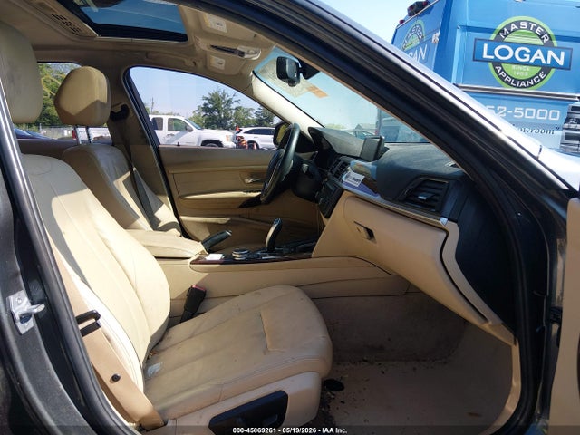 45069261 :رقم المزاد ، WBA3A5C51EP601153 vin ، 2014 Bmw 328i مزاد بيع