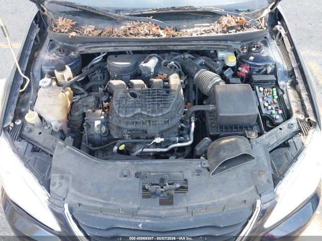 Продажа на аукционе авто 2014 Chrysler 200 Limited, vin: 1C3CCBCG6EN156339, номер лота: 45069307