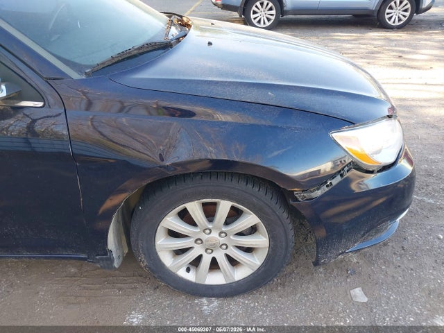 Продажа на аукционе авто 2014 Chrysler 200 Limited, vin: 1C3CCBCG6EN156339, номер лота: 45069307