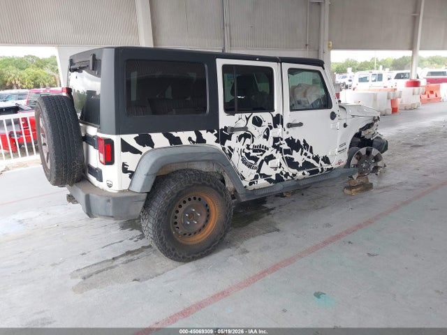 45069309 :رقم المزاد ، 1C4HJWDG8EL177444 vin ، 2014 Jeep Wrangler Unlimited Sport مزاد بيع