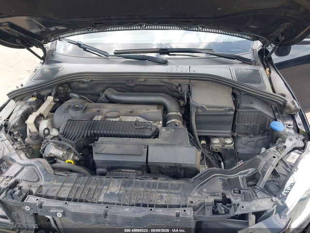 Продажа на аукционе авто 2016 Volvo V60 T5 Premier, vin: YV1612SKXG1307949, номер лота: 45069323