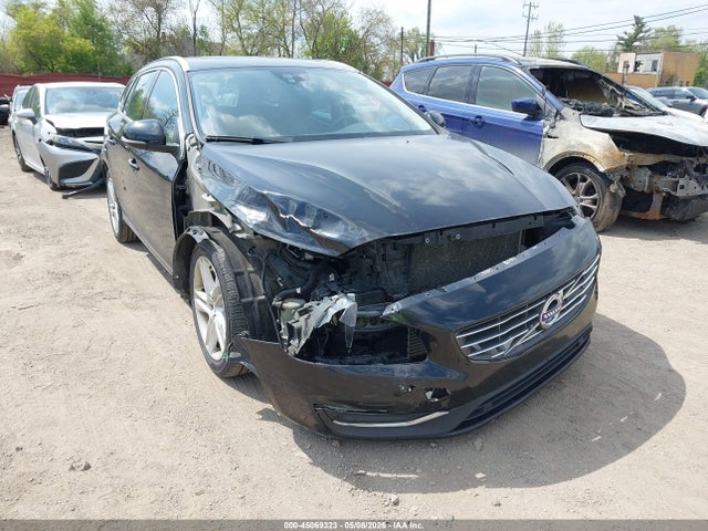 Продажа на аукционе авто 2016 Volvo V60 T5 Premier, vin: YV1612SKXG1307949, номер лота: 45069323