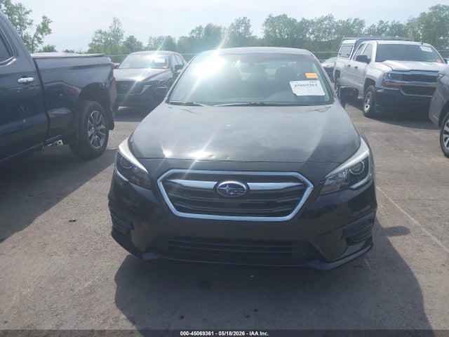 2018 Subaru Legacy 2.5i Premium მანქანა იყიდება აუქციონზე, vin: 4S3BNAC61J3023805, აუქციონის ნომერი: 45069361