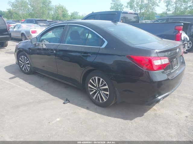 2018 Subaru Legacy 2.5i Premium მანქანა იყიდება აუქციონზე, vin: 4S3BNAC61J3023805, აუქციონის ნომერი: 45069361