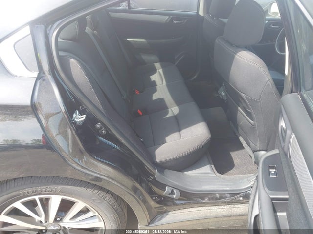 2018 Subaru Legacy 2.5i Premium მანქანა იყიდება აუქციონზე, vin: 4S3BNAC61J3023805, აუქციონის ნომერი: 45069361