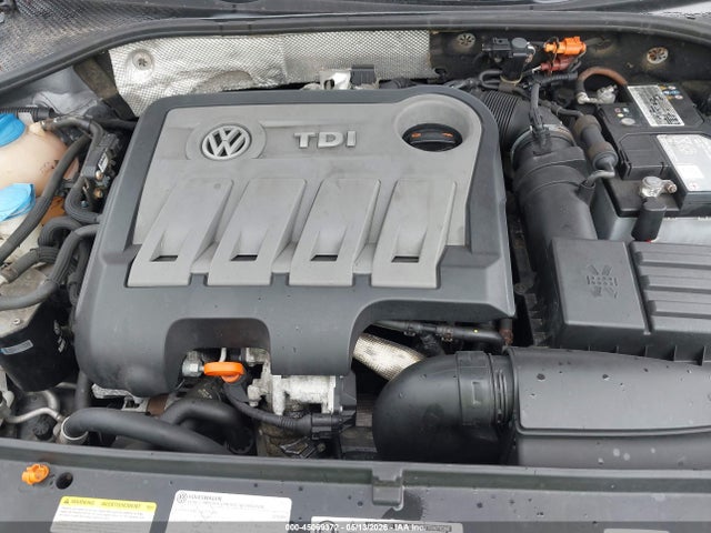 Продаж на аукціоні авто 2013 Volkswagen Passat 2.0l Tdi Se, vin: 1VWBN7A39DC090147, номер лоту: 45069372