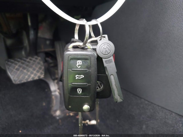 Продаж на аукціоні авто 2013 Volkswagen Passat 2.0l Tdi Se, vin: 1VWBN7A39DC090147, номер лоту: 45069372