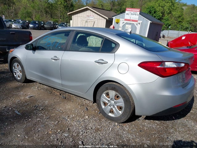 Продажа на аукционе авто 2015 Kia Forte Lx, vin: KNAFK4A60F5263256, номер лота: 45069377