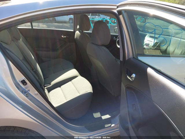 Продажа на аукционе авто 2015 Kia Forte Lx, vin: KNAFK4A60F5263256, номер лота: 45069377