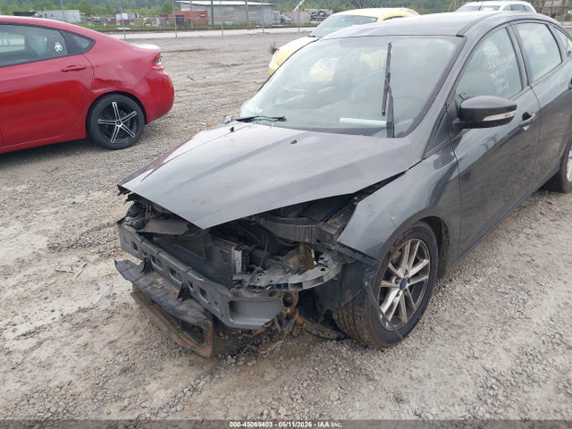 1FADP3F22HL227777 Ford FOCUS SE