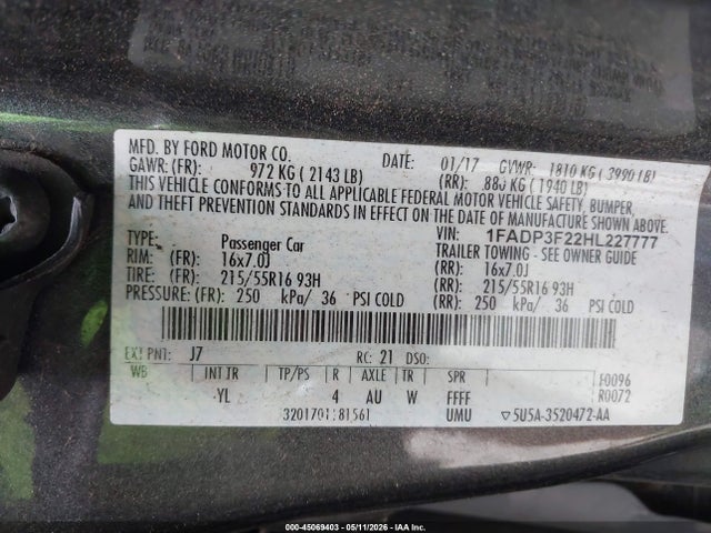 1FADP3F22HL227777 Ford FOCUS SE