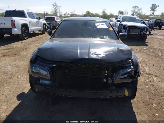 Продаж на аукціоні авто 2019 Chrysler 300 Touring, vin: 2C3CCAAG8KH758919, номер лоту: 45069459
