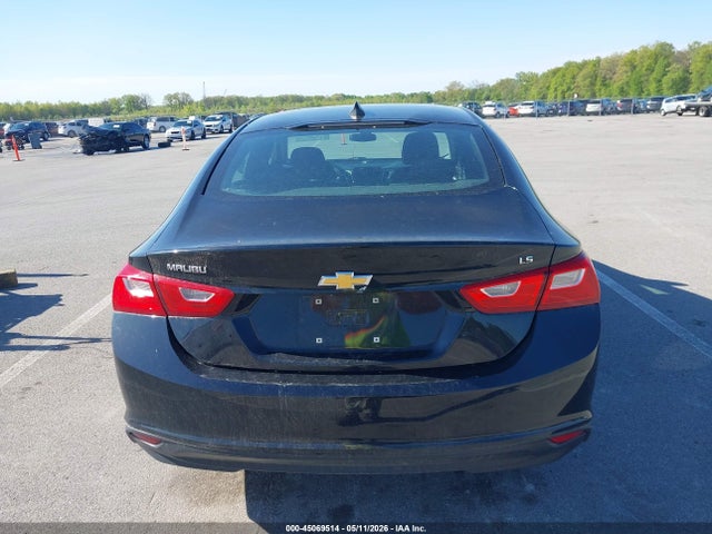 1G1ZC5ST1LF126915 Chevrolet Malibu Fwd 1fl