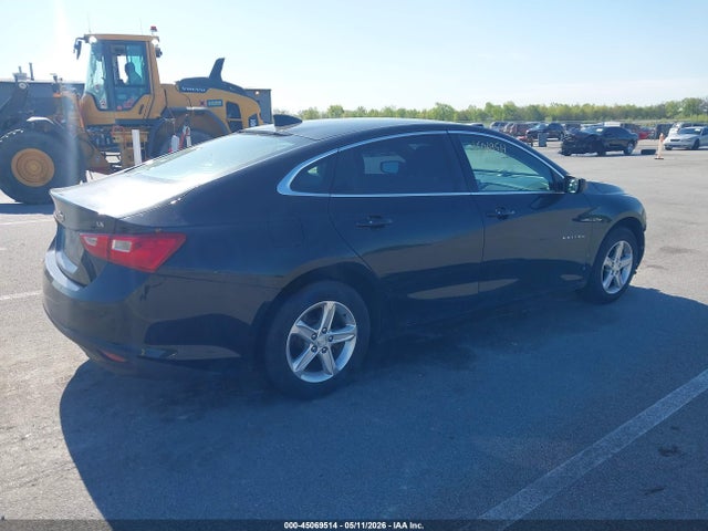 1G1ZC5ST1LF126915 Chevrolet Malibu Fwd 1fl
