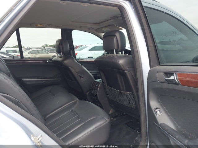 45069520 :رقم المزاد ، 4JGBB72EX8A333490 vin ، 2008 Mercedes-benz Ml 550 4matic مزاد بيع