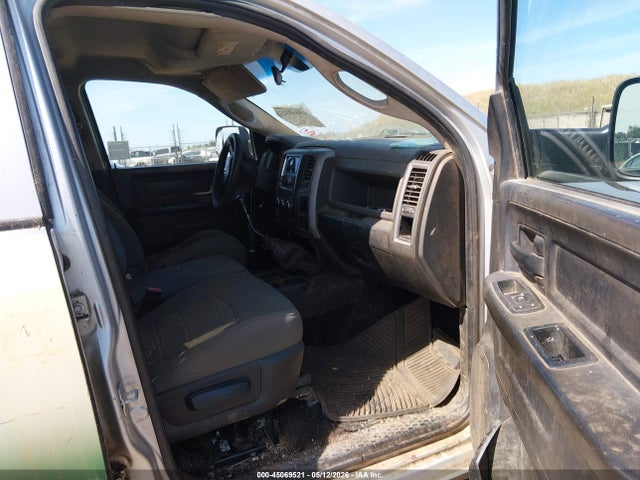 Продажа на аукционе авто 2016 Ram 2500 Tradesman, vin: 3C6UR5HL8GG133170, номер лота: 45069521