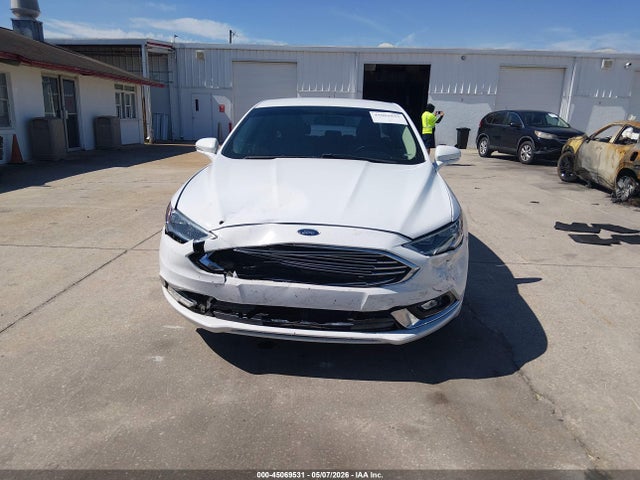 45069531 :رقم المزاد ، 3FA6P0HD4HR375596 vin ، 2017 Ford Fusion Se مزاد بيع