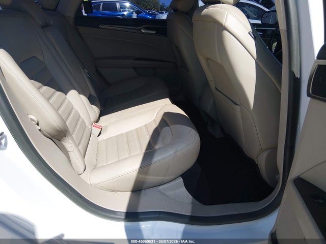 45069531 :رقم المزاد ، 3FA6P0HD4HR375596 vin ، 2017 Ford Fusion Se مزاد بيع
