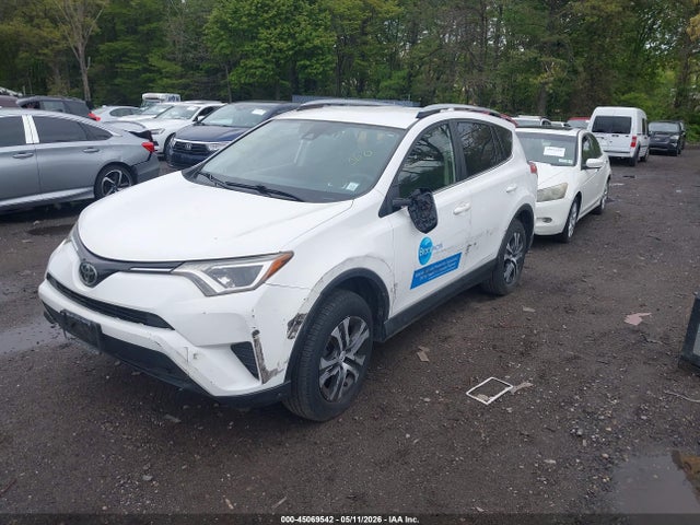 Продажа на аукционе авто 2018 Toyota Rav4 Le, vin: JTMBFREV7JJ219694, номер лота: 45069542