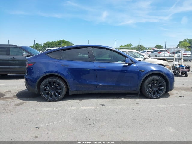 Продаж на аукціоні авто 2022 Tesla Model Y Long Range Dual Motor All-wheel Drive, vin: 7SAYGDEE6NF422943, номер лоту: 45069559