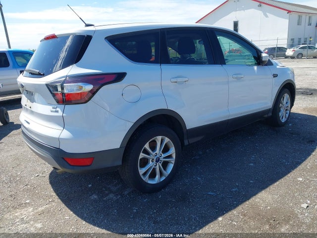 2017 Ford Escape Se მანქანა იყიდება აუქციონზე, vin: 1FMCU9GD4HUA74245, აუქციონის ნომერი: 45069564