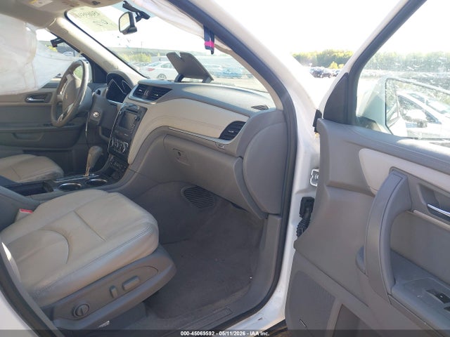 Продаж на аукціоні авто 2017 Chevrolet Traverse 2lt, vin: 1GNKRHKD4HJ226939, номер лоту: 45069592