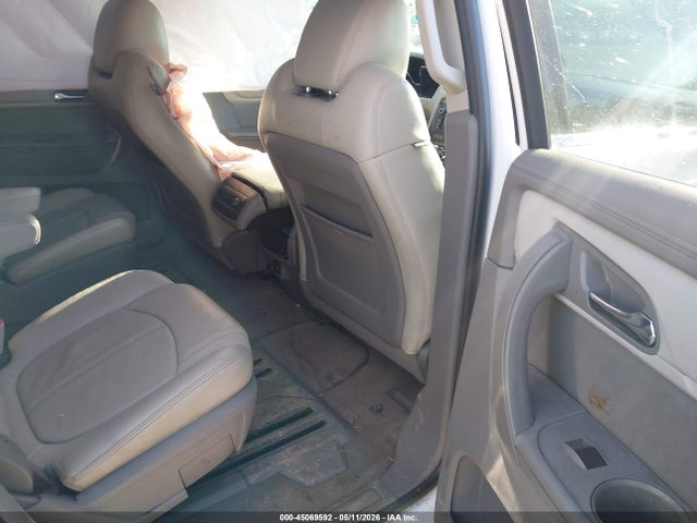 Продаж на аукціоні авто 2017 Chevrolet Traverse 2lt, vin: 1GNKRHKD4HJ226939, номер лоту: 45069592