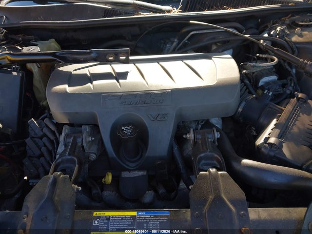 2008 Buick Lacrosse Cx მანქანა იყიდება აუქციონზე, vin: 2G4WC582881152172, აუქციონის ნომერი: 45069601