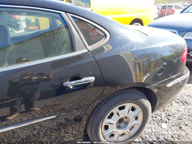 2008 Buick Lacrosse Cx მანქანა იყიდება აუქციონზე, vin: 2G4WC582881152172, აუქციონის ნომერი: 45069601