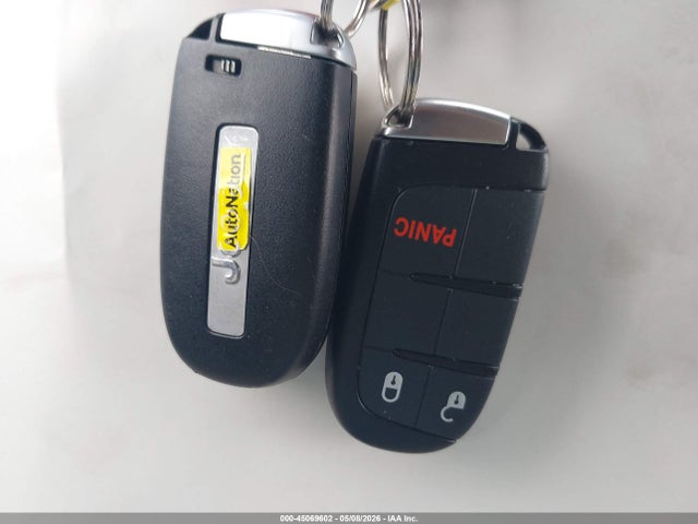 Продажа на аукционе авто 2015 Jeep Grand Cherokee Laredo, vin: 1C4RJFAG5FC918370, номер лота: 45069602