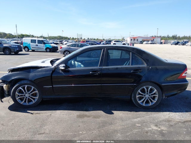 45069642 :رقم المزاد ، WDBRF52H77F930411 vin ، 2007 Mercedes-benz C 230 Sport مزاد بيع