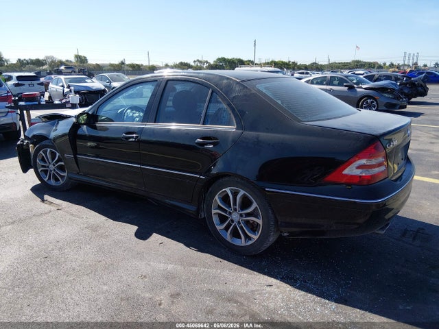45069642 :رقم المزاد ، WDBRF52H77F930411 vin ، 2007 Mercedes-benz C 230 Sport مزاد بيع
