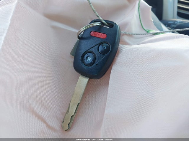 45069643 :رقم المزاد ، 19XFA1F69AE044337 vin ، 2010 Honda Civic Lx-s مزاد بيع