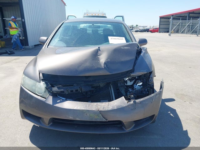 45069643 :رقم المزاد ، 19XFA1F69AE044337 vin ، 2010 Honda Civic Lx-s مزاد بيع
