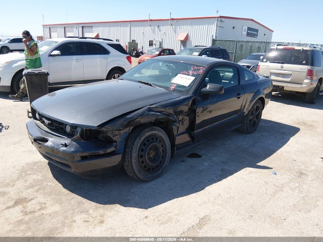 45069648 :رقم المزاد ، 1ZVHT80N585154672 vin ، 2008 Ford Mustang V6 Deluxe/v6 Premium مزاد بيع