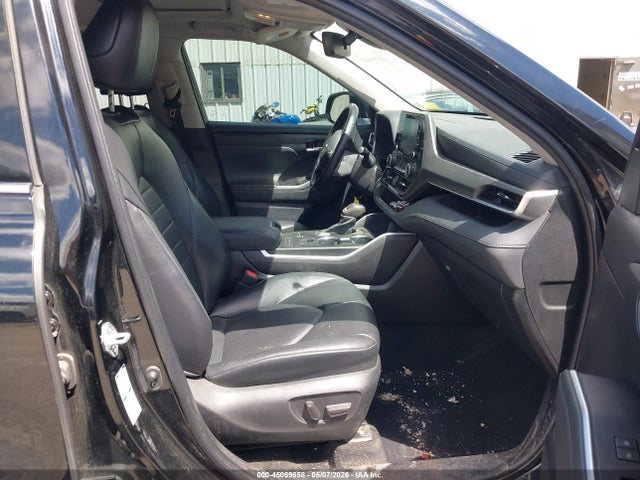 2022 Toyota Highlander Hybrid Xle მანქანა იყიდება აუქციონზე, vin: 5TDHBRCHXNS544870, აუქციონის ნომერი: 45069658
