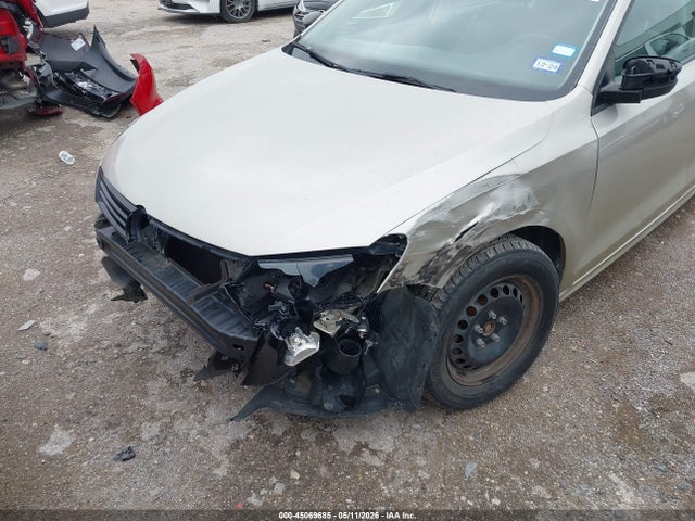 2014 Volkswagen Jetta 2.0l S მანქანა იყიდება აუქციონზე, vin: 3VW2K7AJ5EM291048, აუქციონის ნომერი: 45069685