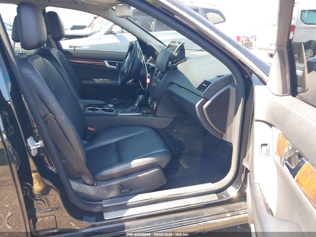 Продаж на аукціоні авто 2010 Mercedes-benz C 300 Luxury 4matic/sport 4matic, vin: WDDGF8BB7AF470881, номер лоту: 45069699