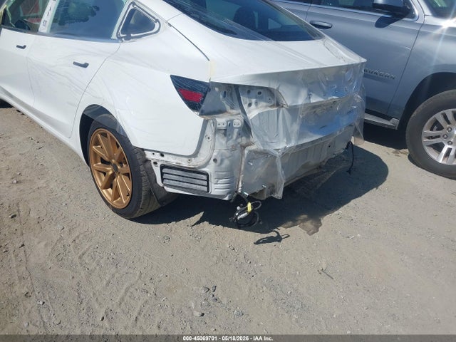 Продажа на аукционе авто 2019 Tesla Model 3 Long Range/performance, vin: 5YJ3E1EB0KF408419, номер лота: 45069701