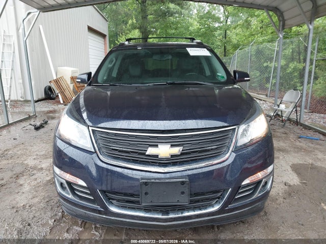 Продажа на аукционе авто 2015 Chevrolet Traverse 2lt, vin: 1GNKVHKD4FJ296210, номер лота: 45069722